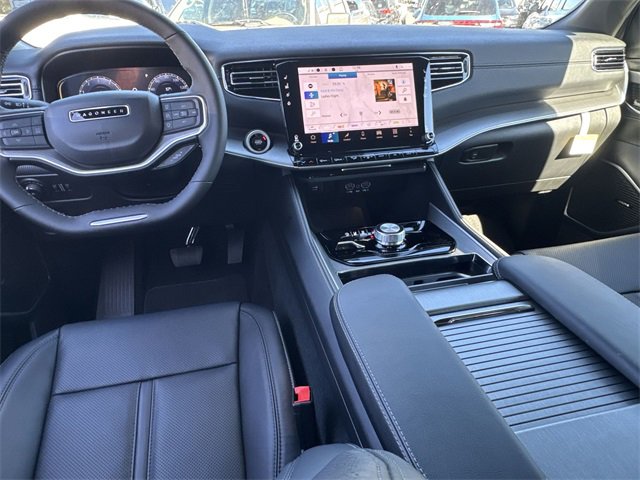 New 2025 Jeep Wagoneer Series II image 18