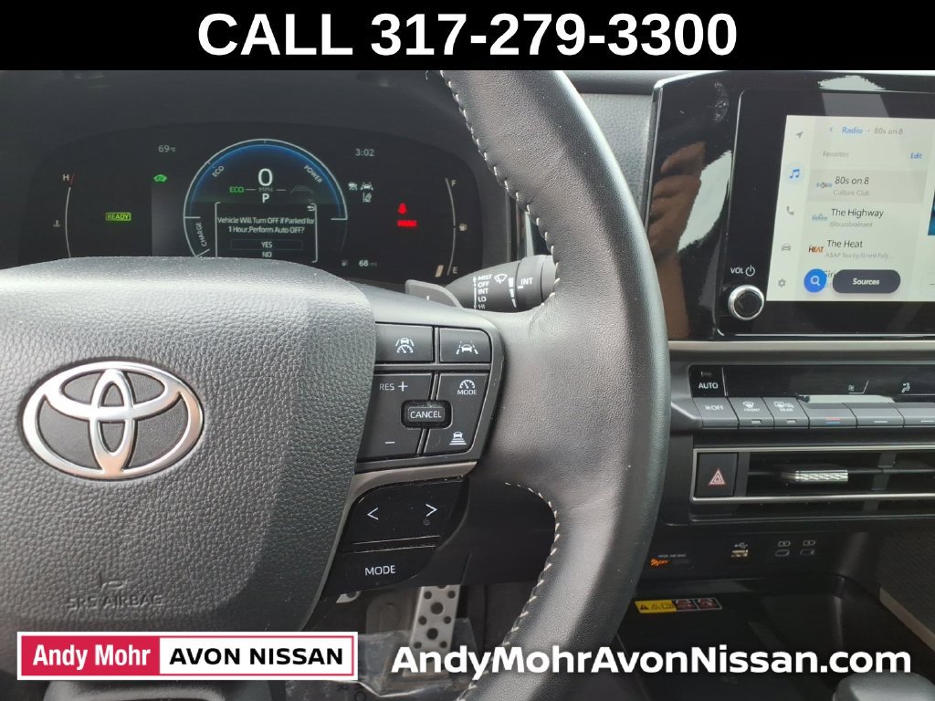 Used 2025 Toyota Camry SE FWD image 27