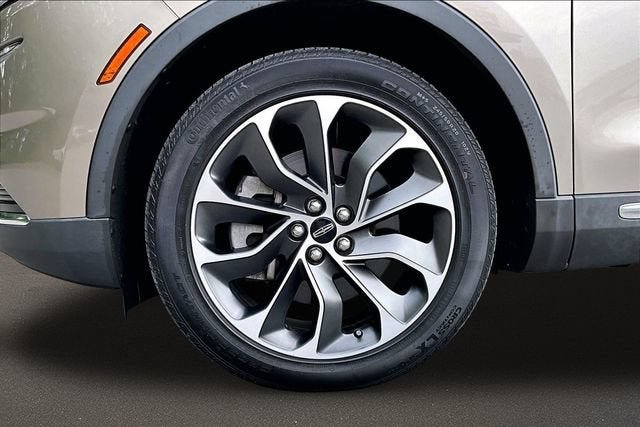 Used 2021 Lincoln Nautilus Reserve AWD/4WD image 8