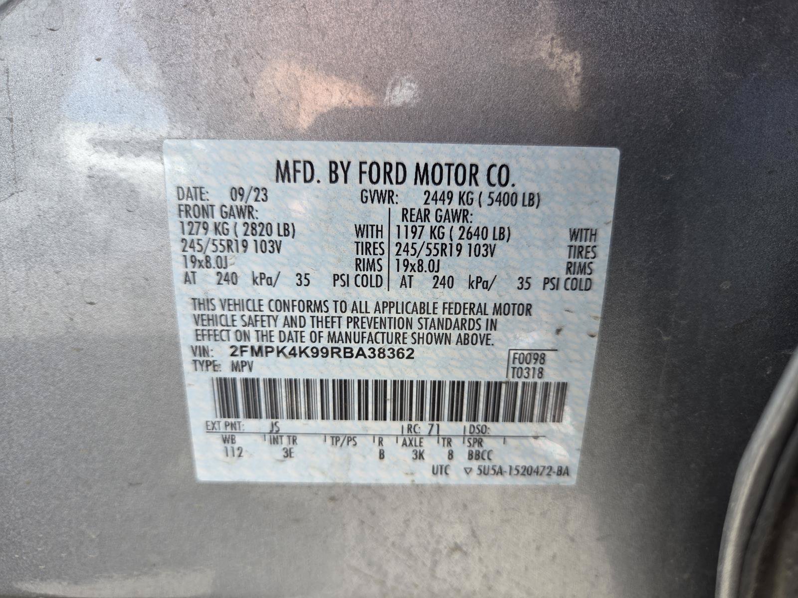 Used 2024 Ford Edge Titanium AWD/4WD image 29
