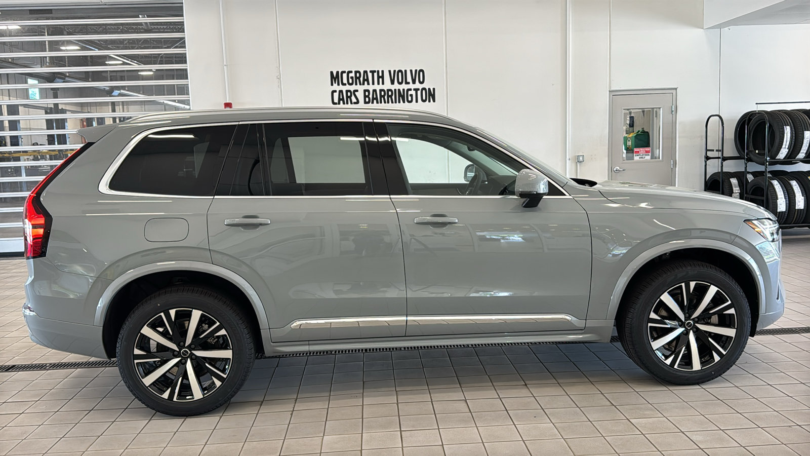 New 2026 Volvo XC90 B5 Core AWD/4WD image 4