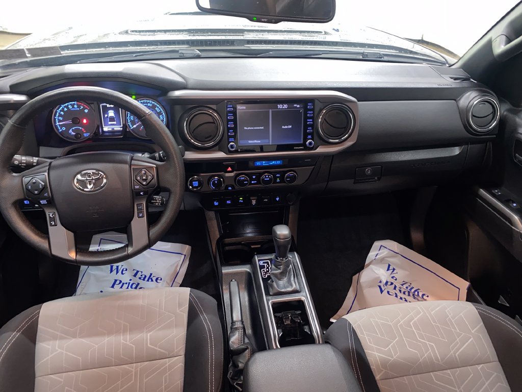 Used 2023 Toyota Tacoma TRD Sport w/ Technology Package AWD/4WD image 23