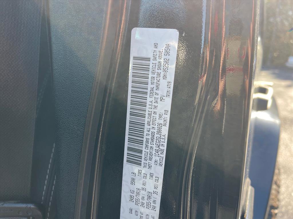 Used 2016 Jeep Wrangler Unlimited Sahara image 11