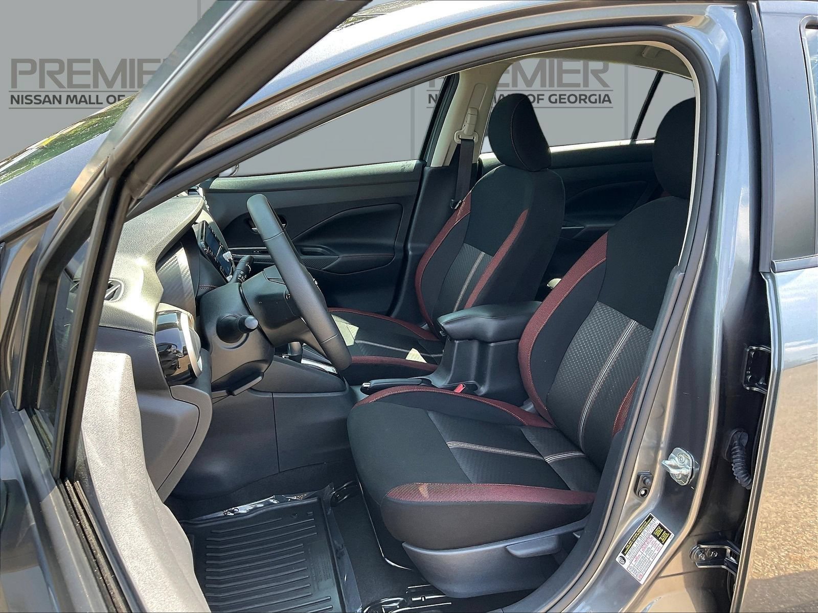 Certified 2025 Nissan Versa SR w/ Trunk Package FWD image 23