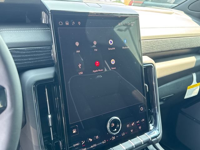 New 2026 GMC Yukon XL AT4 Ultimate AWD/4WD image 23