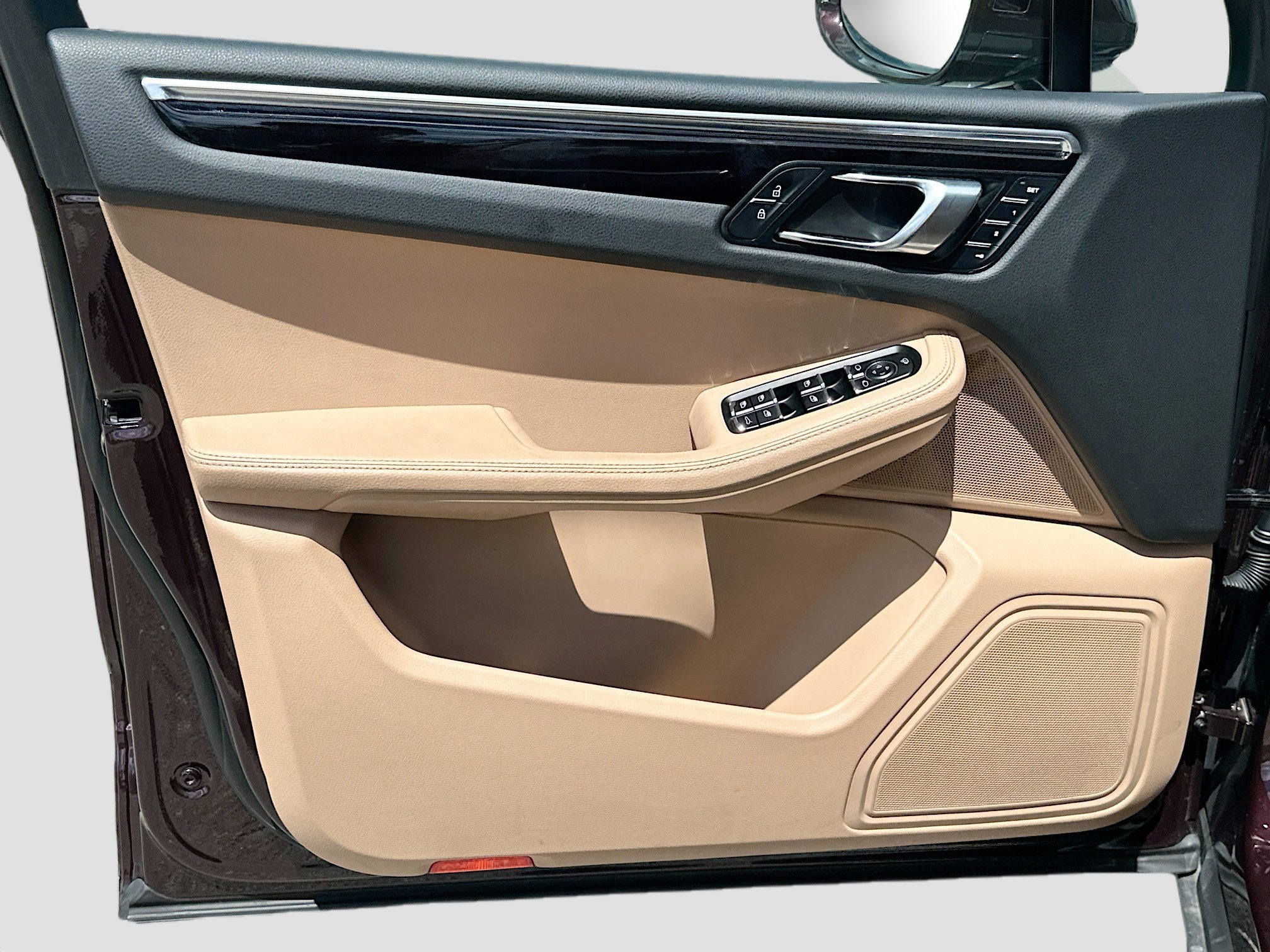 Used 2024 Porsche Macan S image 20