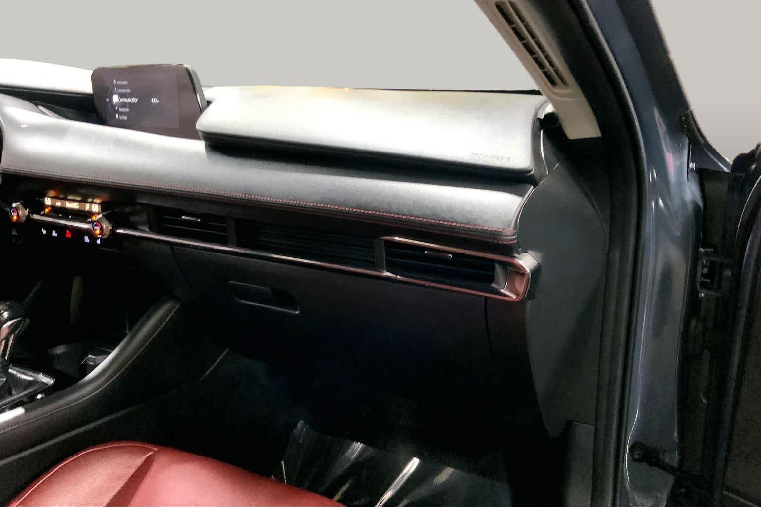 Used 2022 MAZDA MAZDA3 s FWD image 19