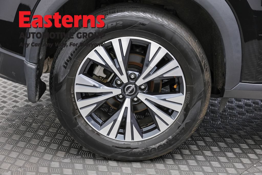 Used 2022 Nissan Rogue SV AWD/4WD image 29