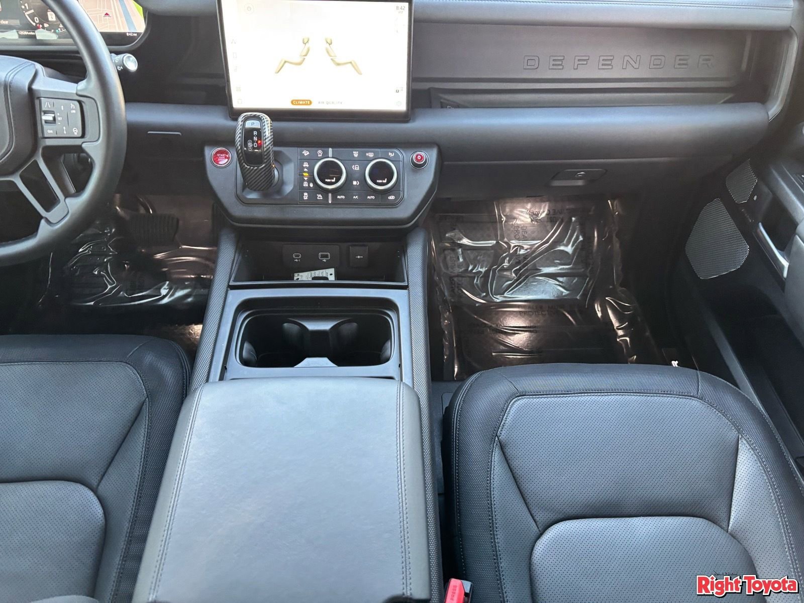 Used 2024 Land Rover Defender 130 Outbound image 17