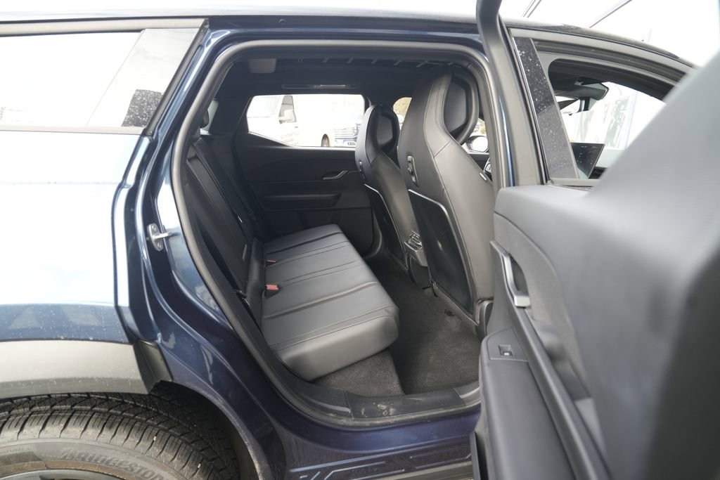 Used 2023 Fisker Ocean Extreme image 31