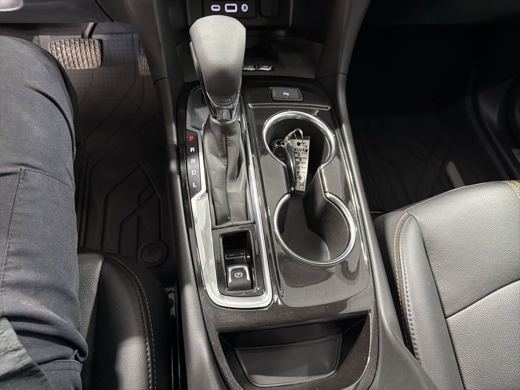 Certified 2022 Chevrolet Equinox Premier w/ LPO, Floor Liner Package AWD/4WD image 32