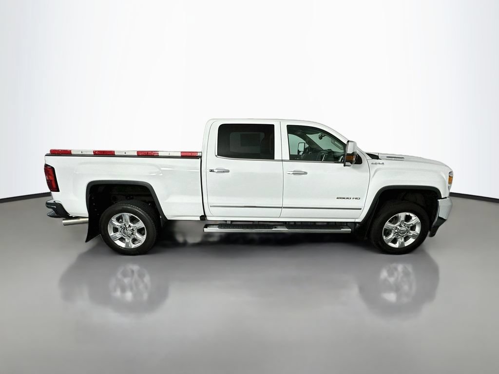 Used 2018 GMC Sierra 2500 SLT w/ Duramax Plus Package AWD/4WD image 8