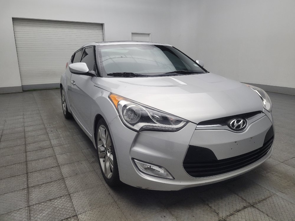 Used 2017 Hyundai Veloster Value Edition FWD image 13