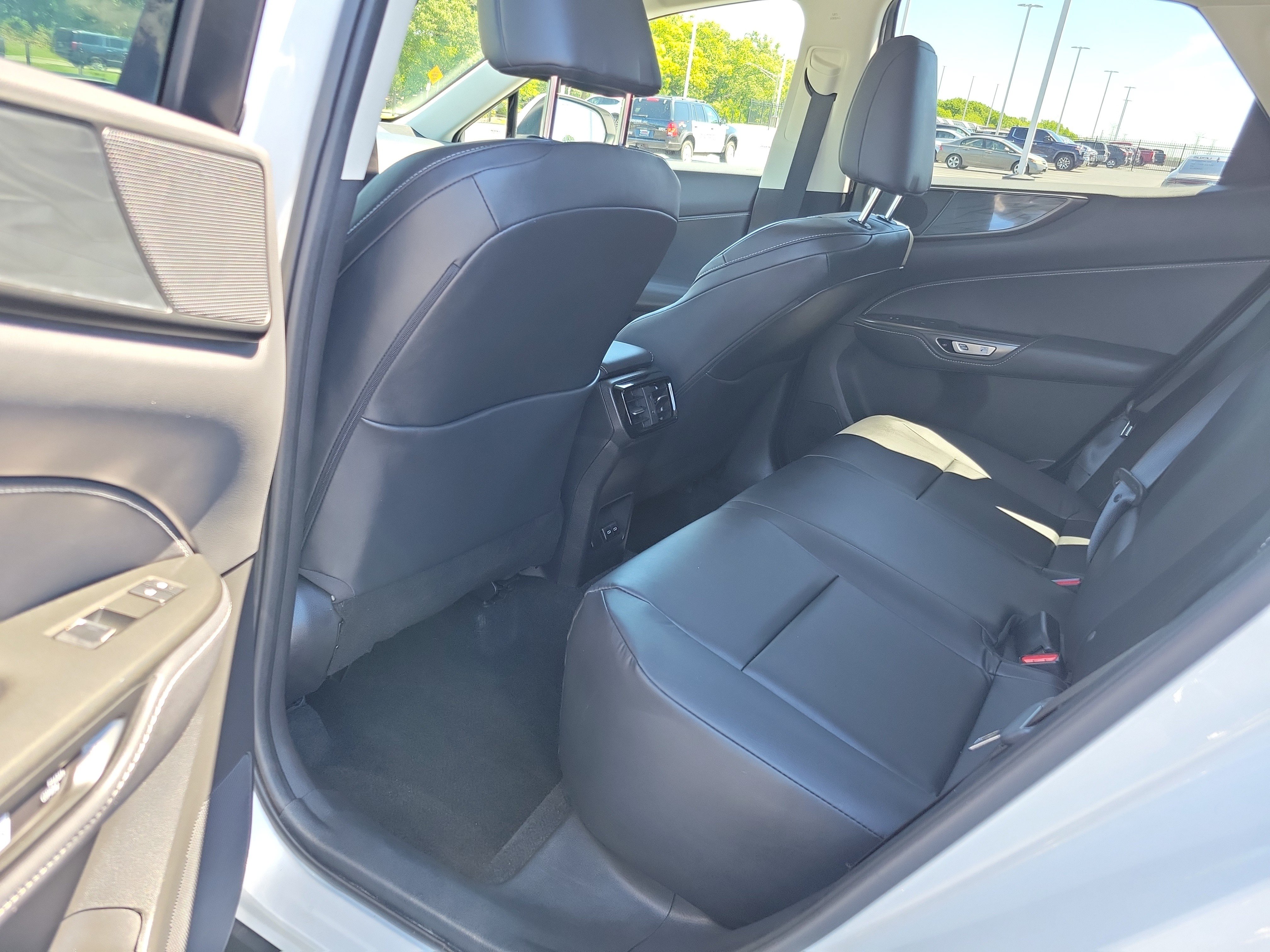 Used 2023 Lexus NX 350 AWD image 11