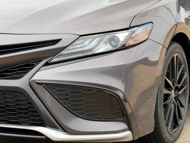 Used 2023 Toyota Camry XSE FWD image 12