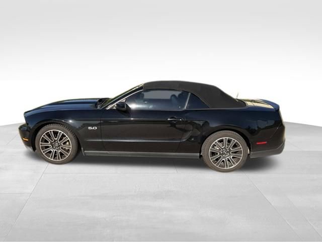 Used 2012 Ford Mustang GT Premium w/ Security Pkg RWD image 6