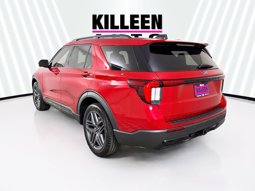 New 2026 Ford Explorer ST-Line w/ ST-Line Street Pack RWD image 5
