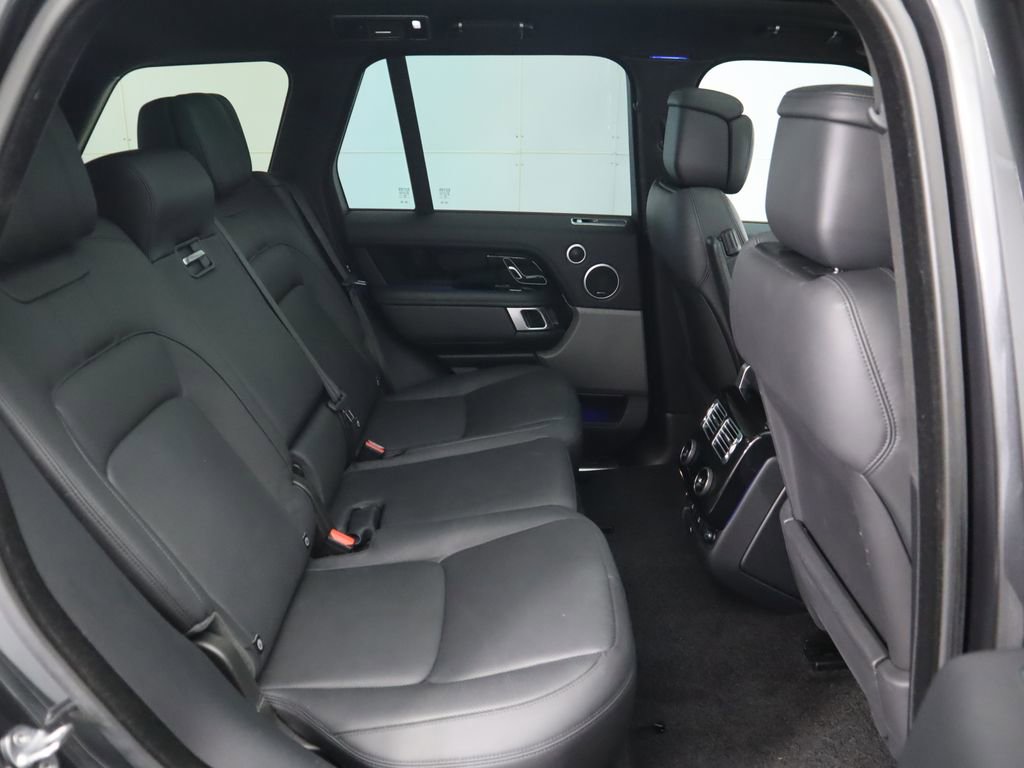 Used 2018 Land Rover Range Rover Supercharged image 22