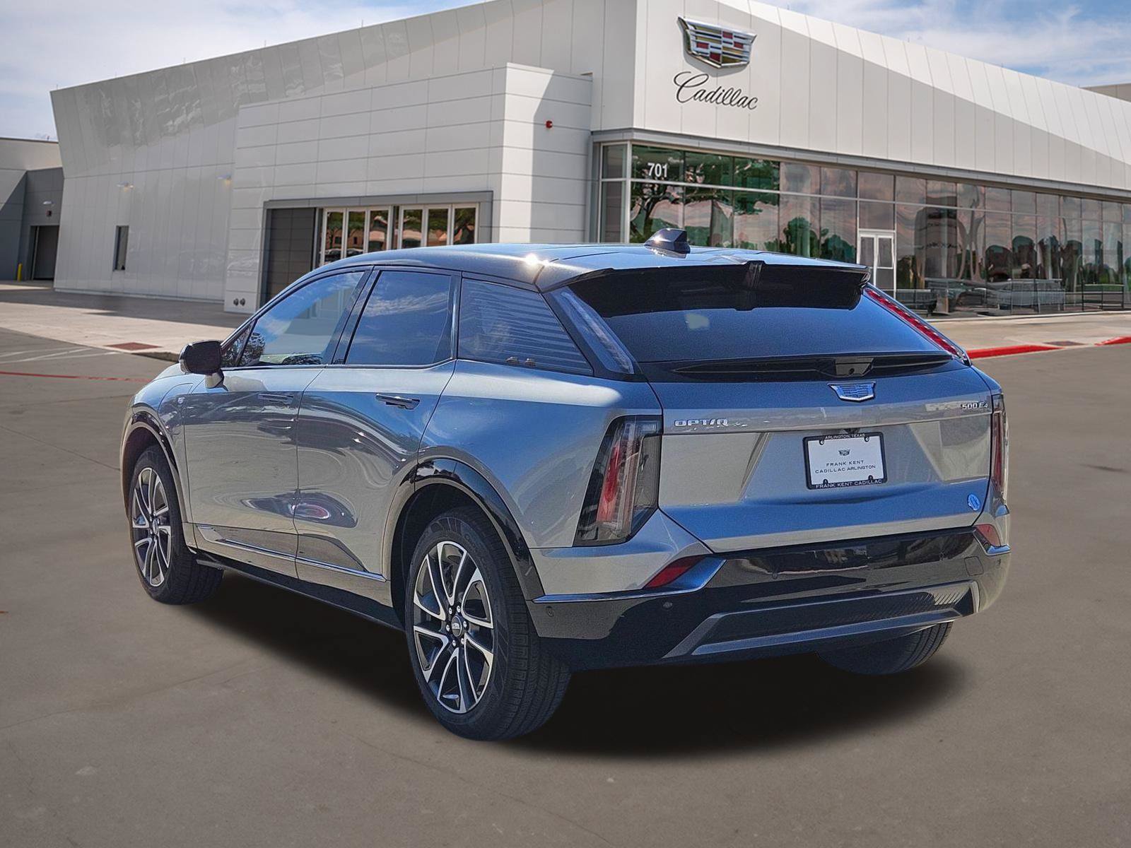 New 2026 Cadillac Optiq Sport 1 w/ LPO, Floor Liner Package AWD/4WD image 4