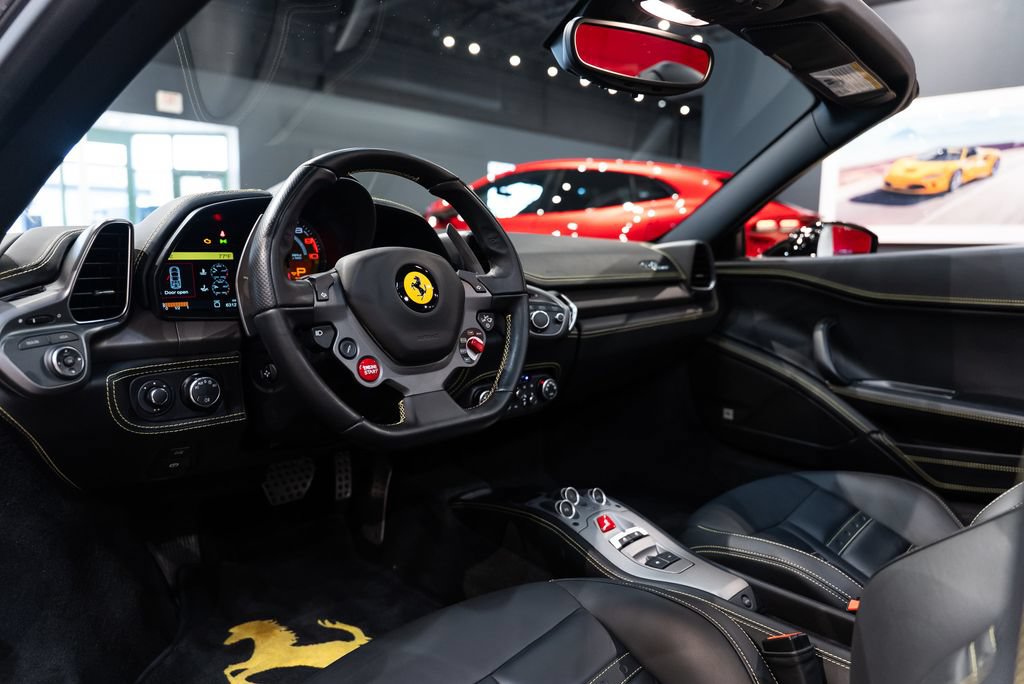 Certified 2014 Ferrari 458 Spider RWD image 27