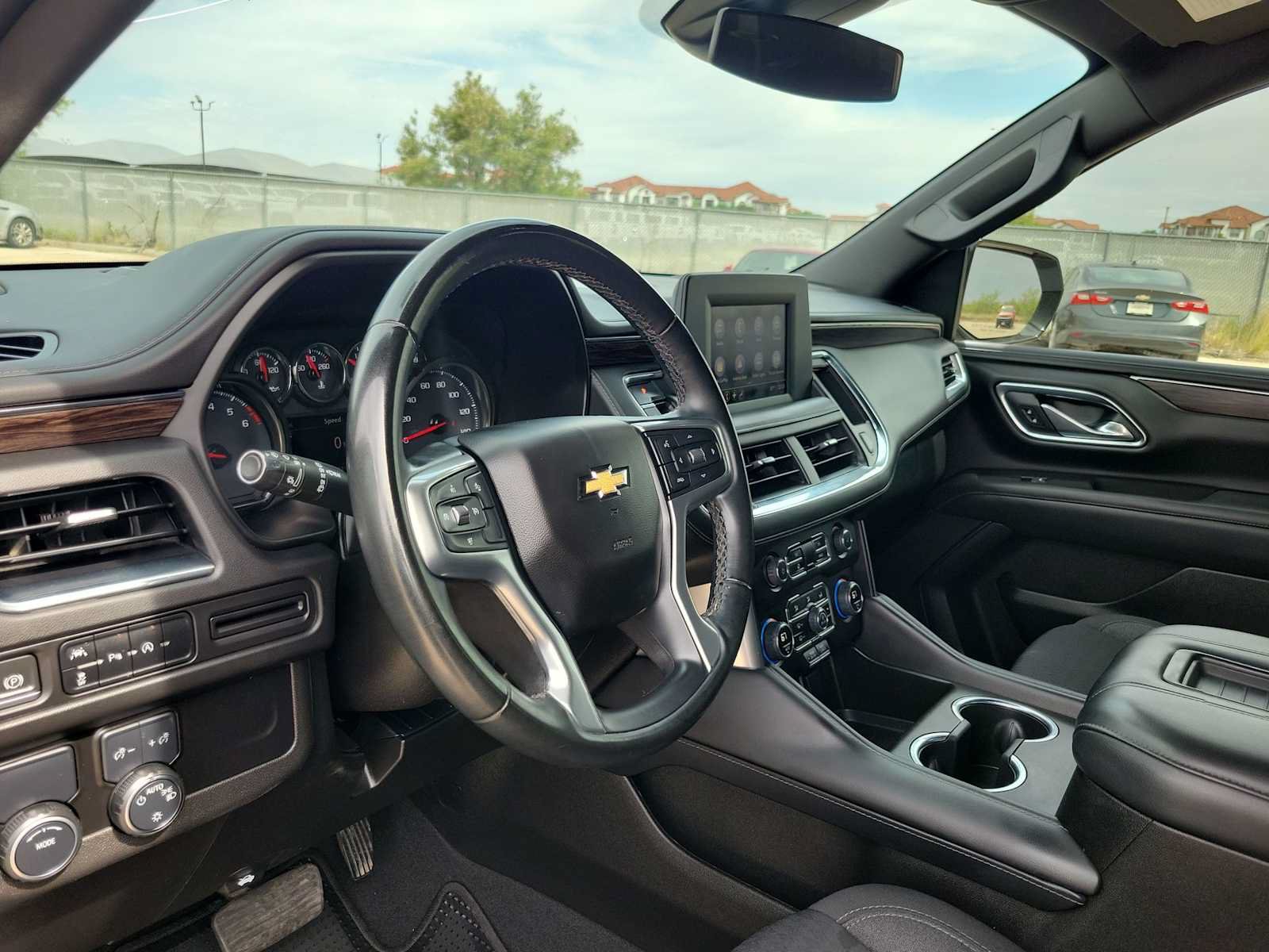 Used 2023 Chevrolet Tahoe LS RWD image 10