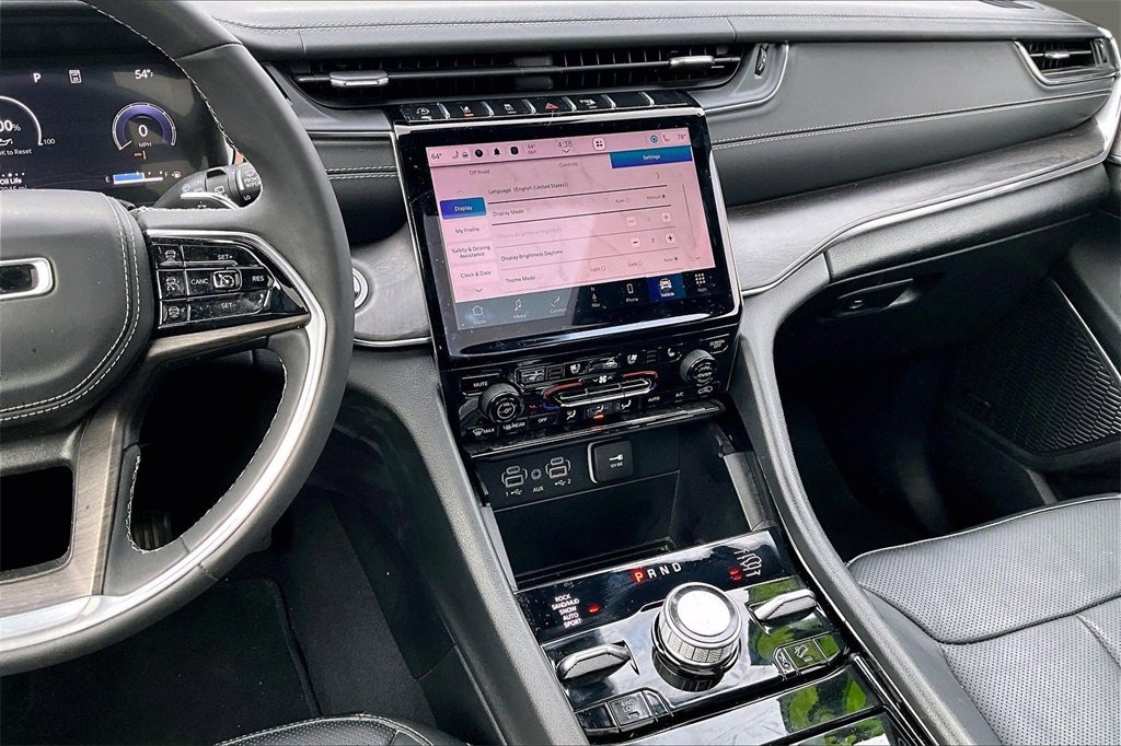 Used 2023 Jeep Grand Cherokee Overland w/ MOPAR Finishing Package image 3