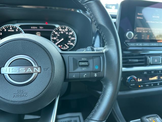Used 2024 Nissan Pathfinder SV image 23