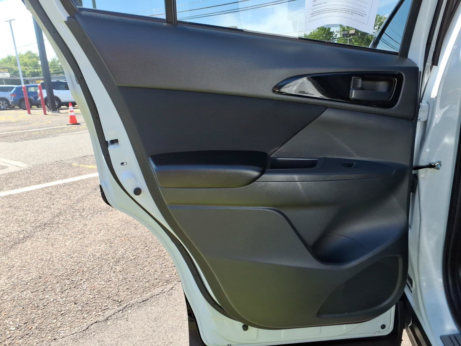 Used 2022 Mitsubishi Eclipse Cross ES AWD/4WD image 11