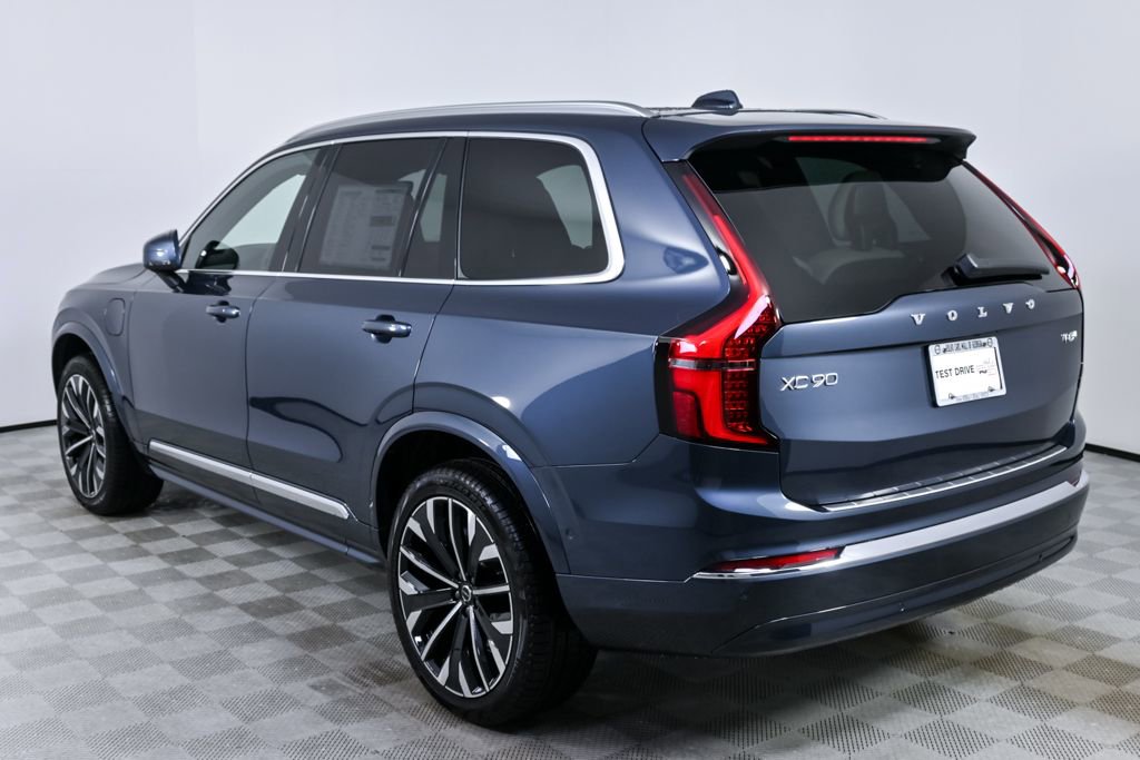 New 2026 Volvo XC90 T8 Ultra w/ Protection Package Premier image 3