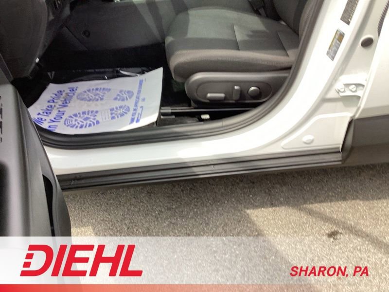 Certified 2025 Hyundai Kona SEL image 22