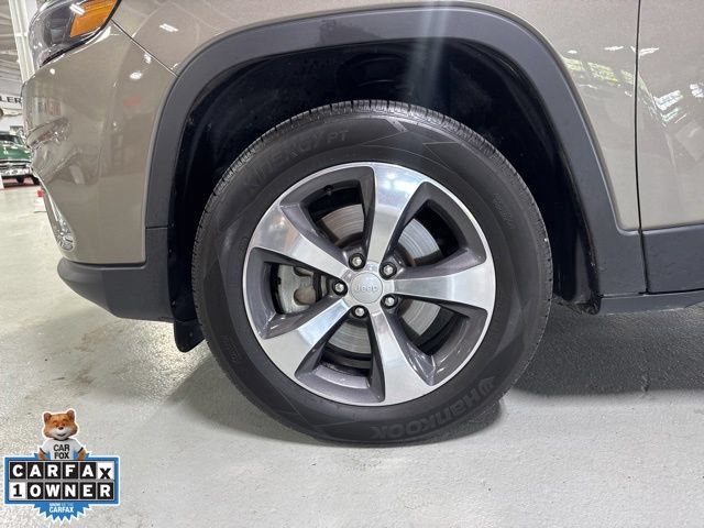 Used 2020 Jeep Cherokee Limited AWD/4WD image 12