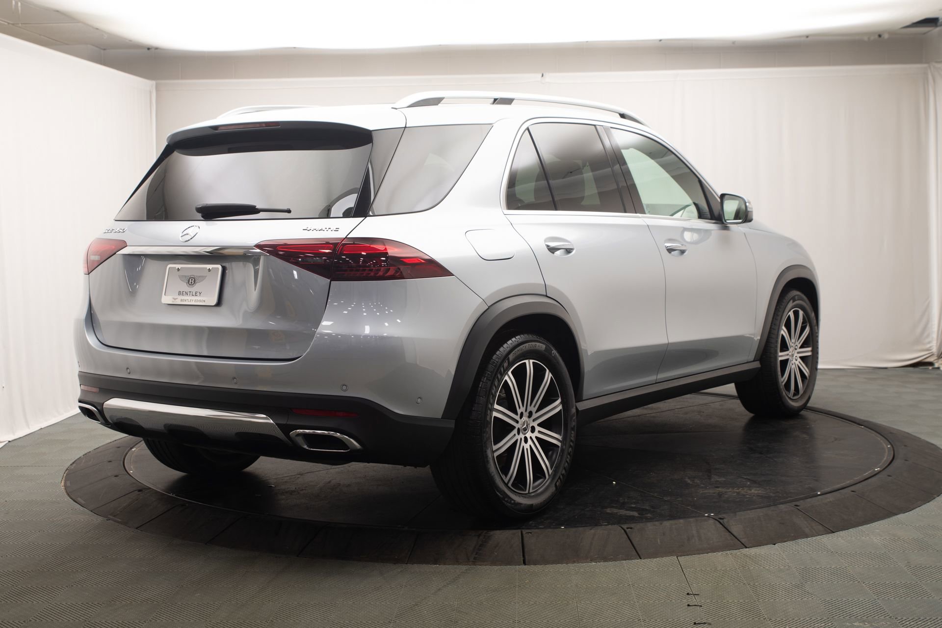 Used 2024 Mercedes-Benz GLE 350 4MATIC w/ Winter Package image 3