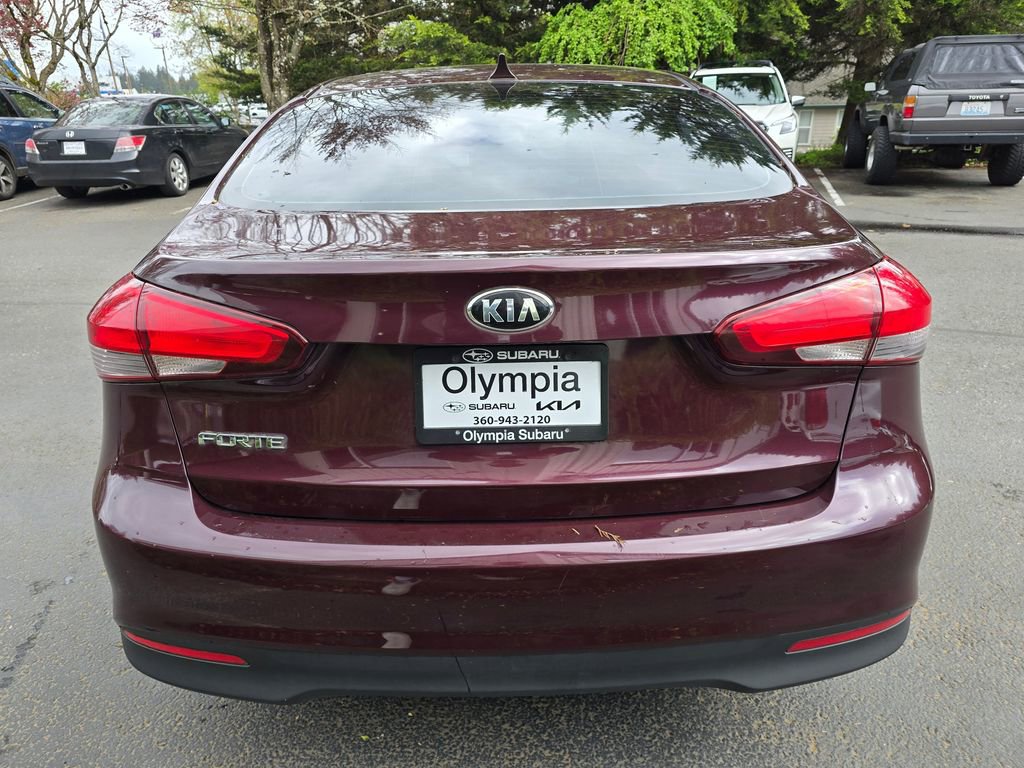 Used 2017 Kia Forte LX FWD image 5