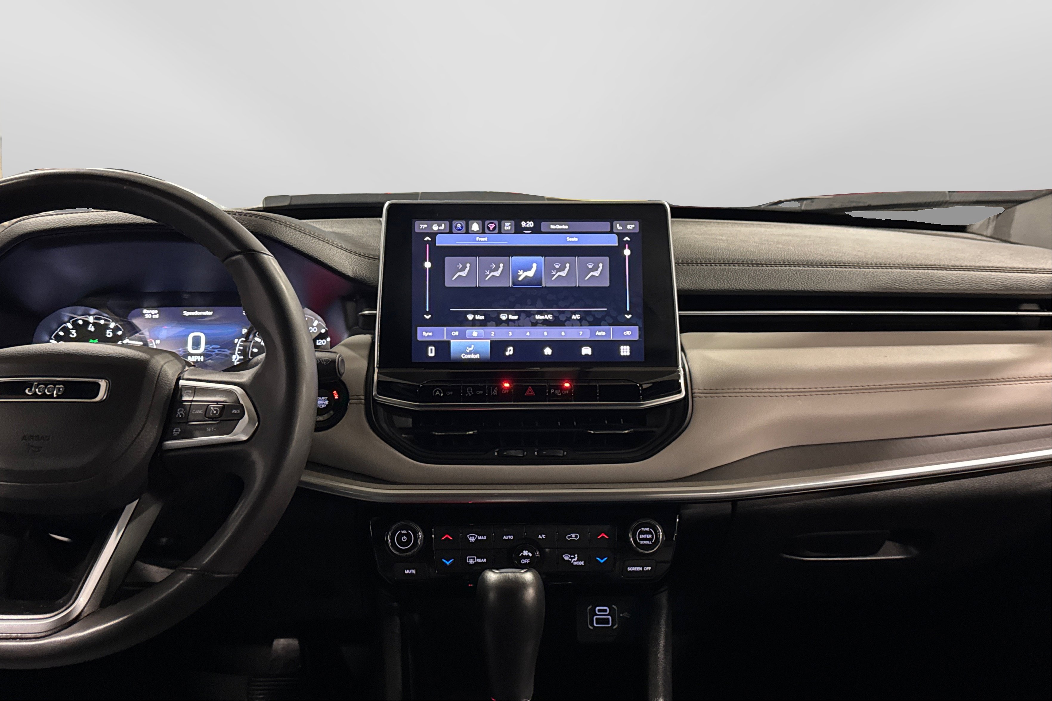 Used 2025 Jeep Compass Limited image 27