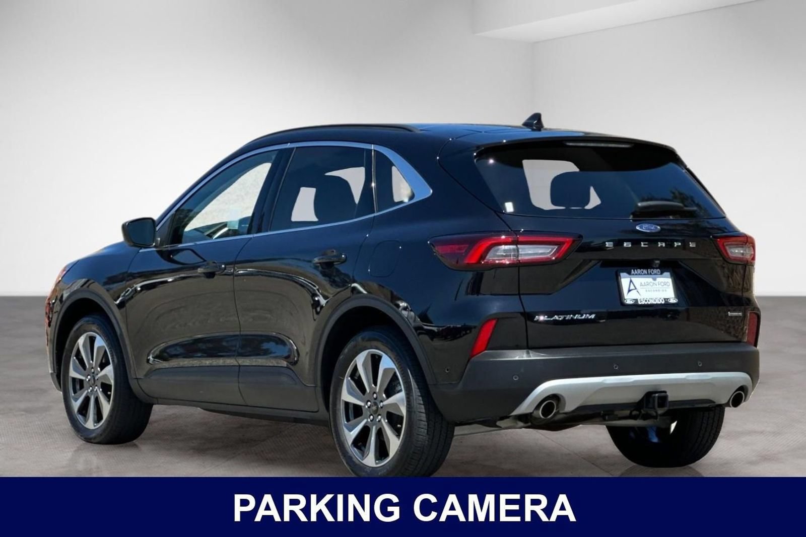 Used 2024 Ford Escape Platinum w/ Premium Technology Package AWD/4WD image 3