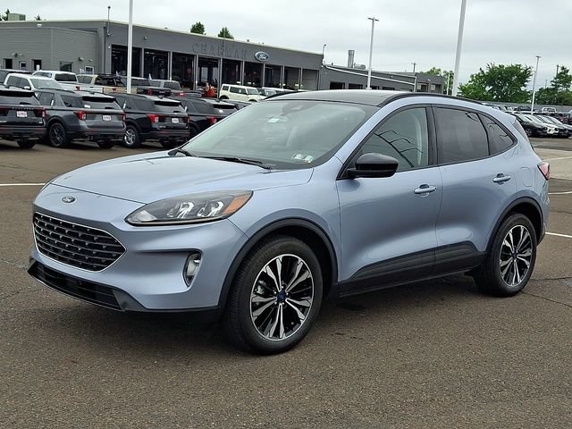 Certified 2022 Ford Escape SEL w/ SEL Stealth AWD Package image 3