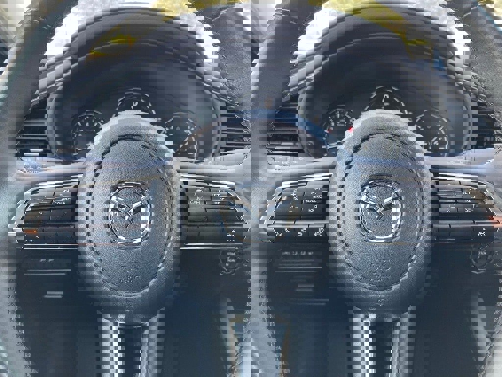 Used 2025 MAZDA MAZDA3 s image 18