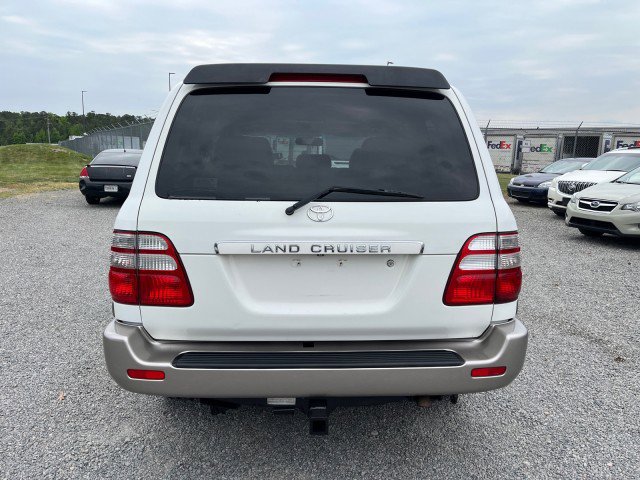 Used 2005 Toyota Land Cruiser AWD/4WD image 8