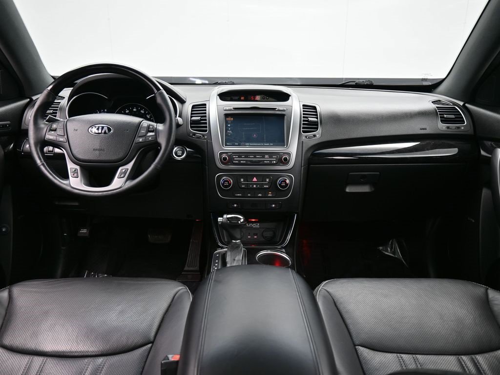 Used 2014 Kia Sorento SX image 45