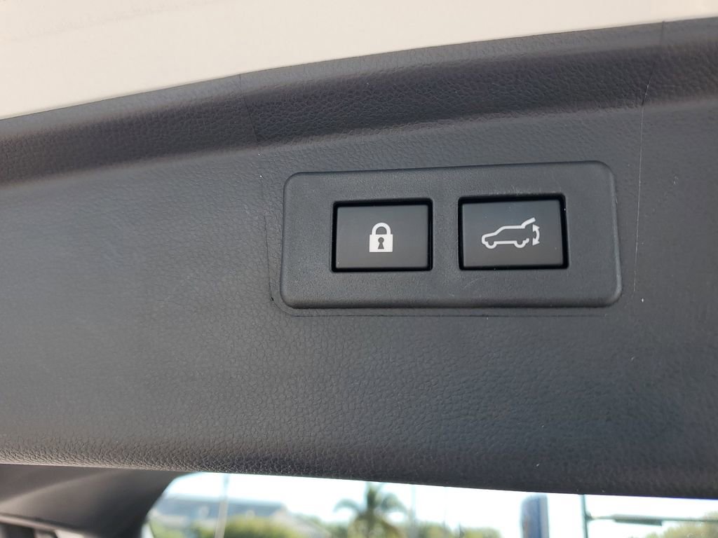 Used 2023 Subaru Outback Limited image 28