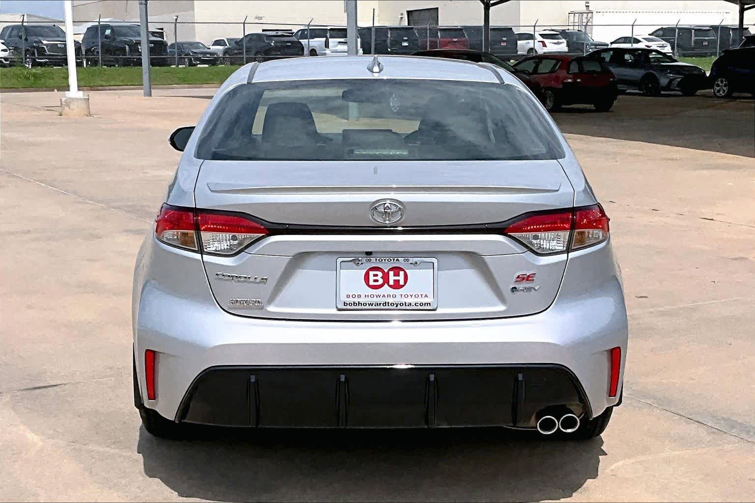 Used 2026 Toyota Corolla SE FWD image 5