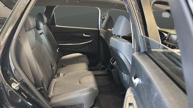 Used 2019 Hyundai Santa Fe SE w/ Cargo Package AWD/4WD image 24