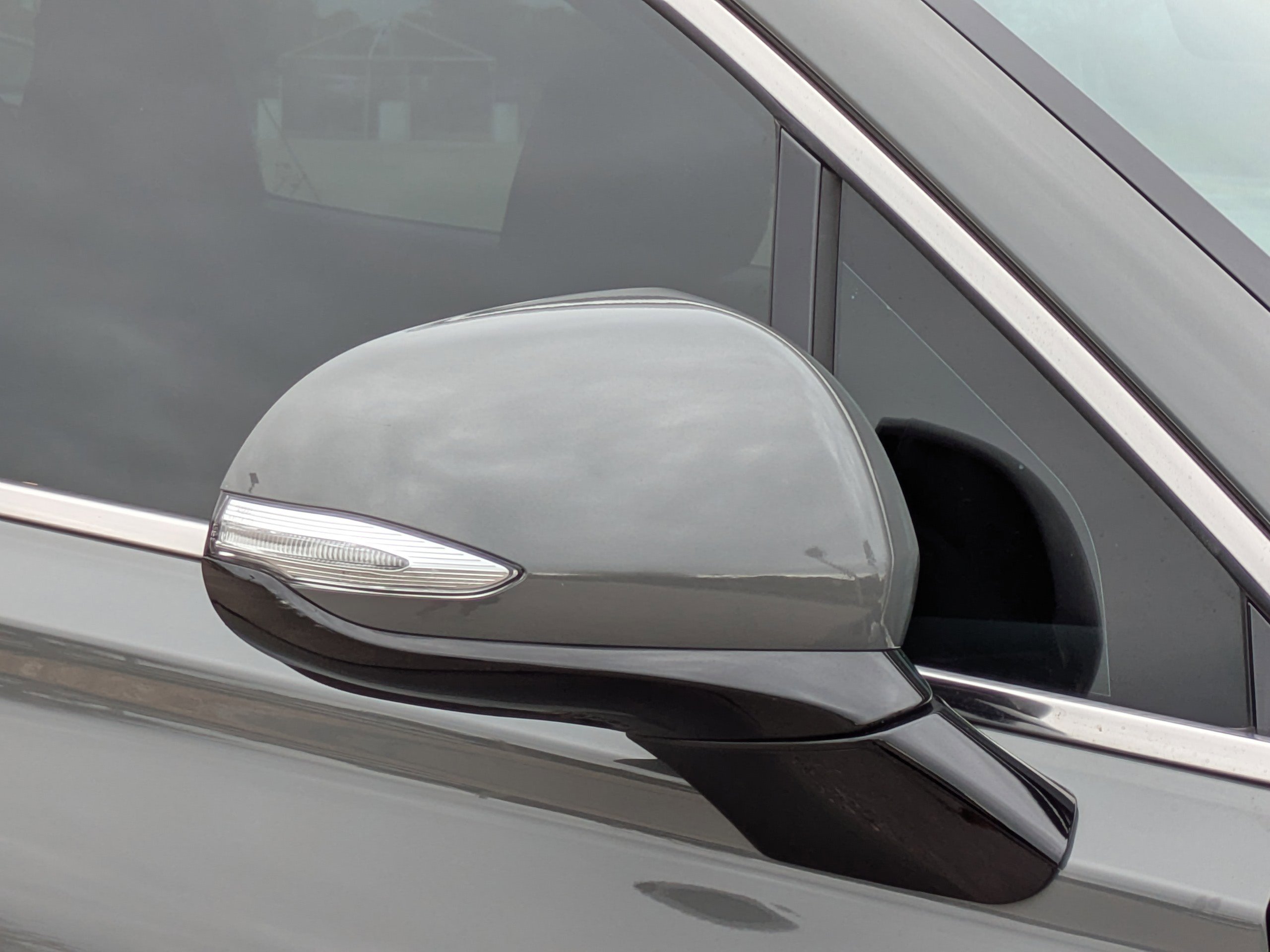 Used 2023 Hyundai Santa Fe SEL image 12