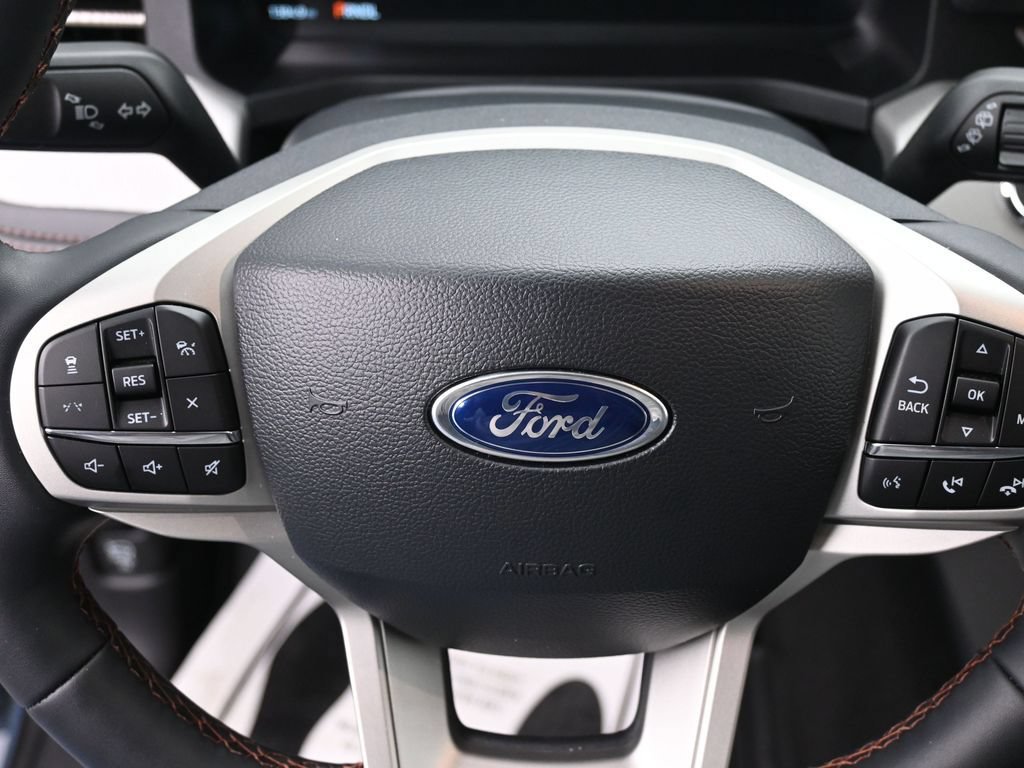 New 2026 Ford Explorer Active w/ Active Comfort Package AWD/4WD image 18