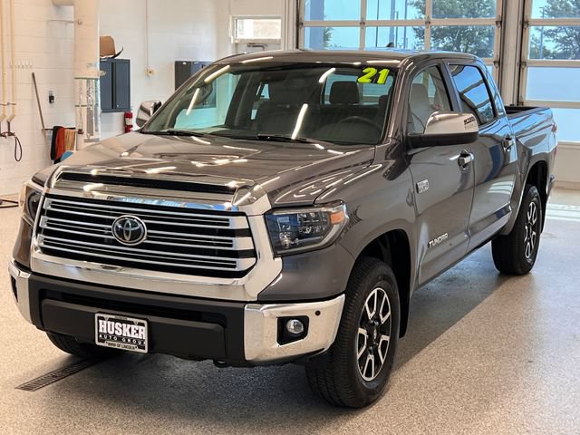 Used 2021 Toyota Tundra Limited w/ Limited Premium Package AWD/4WD image 3