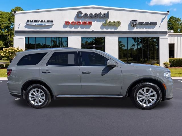 Used 2021 Dodge Durango SXT RWD image 3