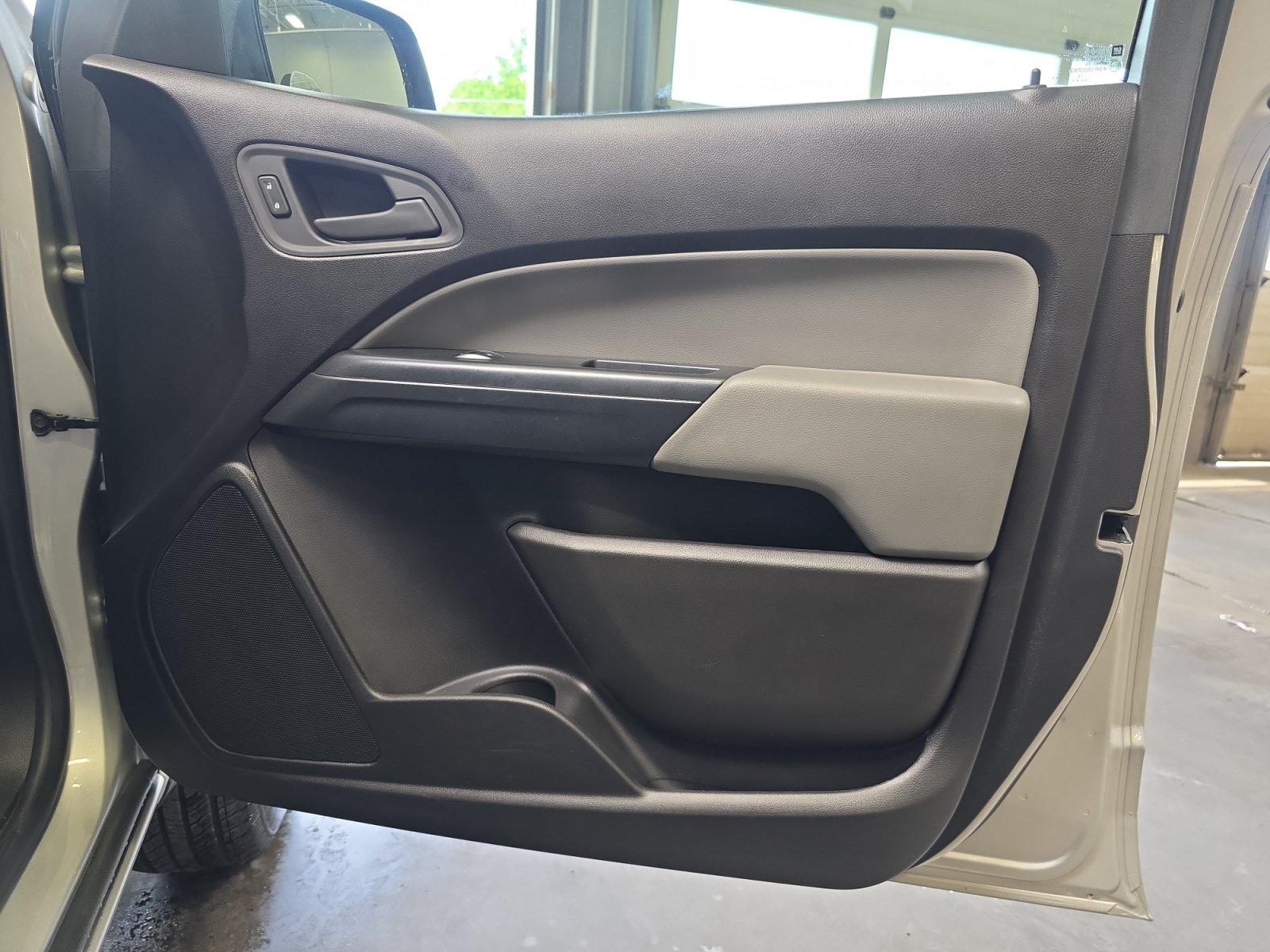Used 2019 GMC Canyon 2WD Crew Cab w/ Convenience Package image 31