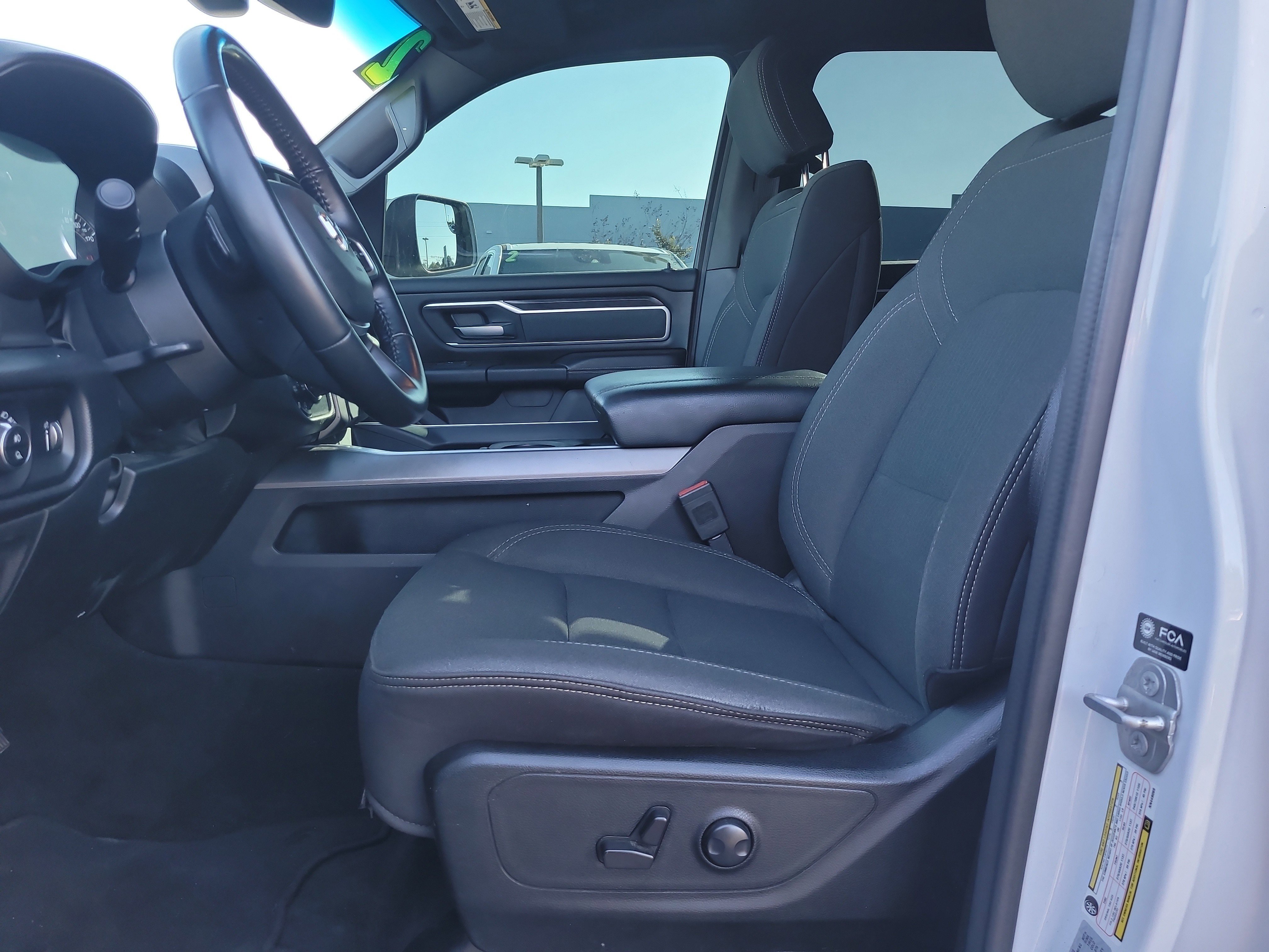 Used 2022 RAM 1500 Big Horn AWD/4WD image 18
