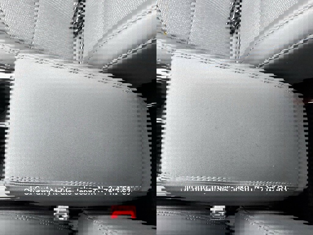 Used 2023 Kia Niro EX Touring image 50