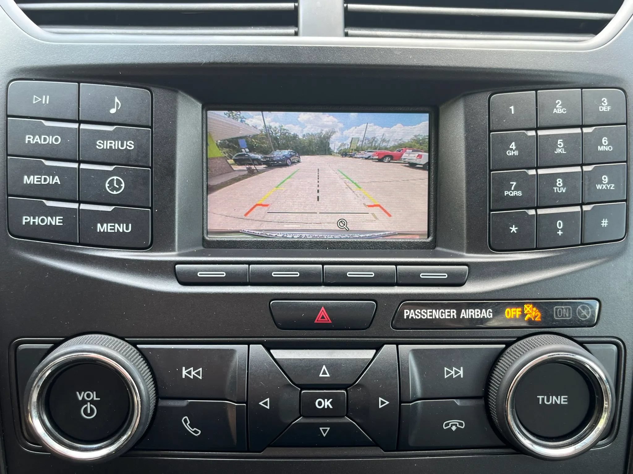 Used 2018 Ford Explorer FWD image 22